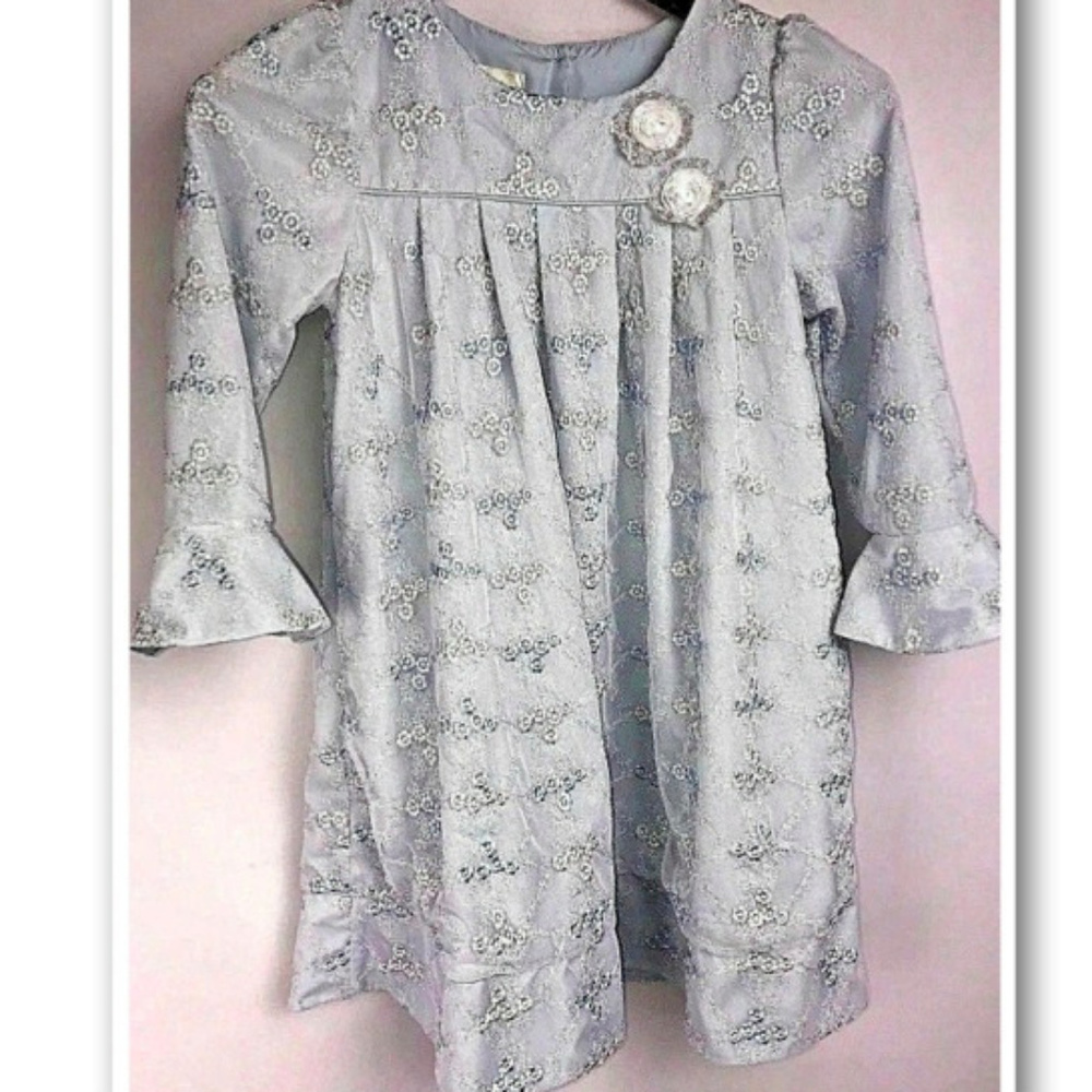 🦋SOLD🦋Laura Ashley London Blue Floral Mesh